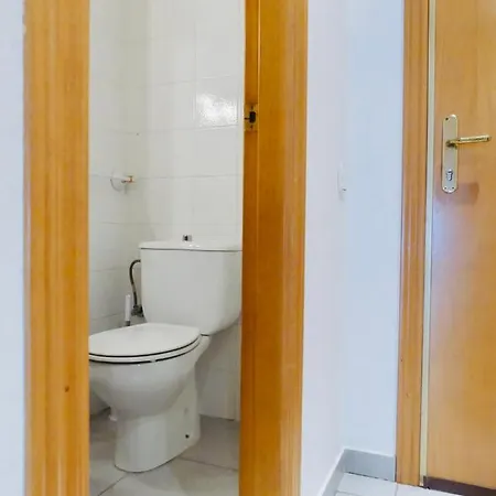 Confortable Pis En Ple Centre De Aptgarbi Apartment