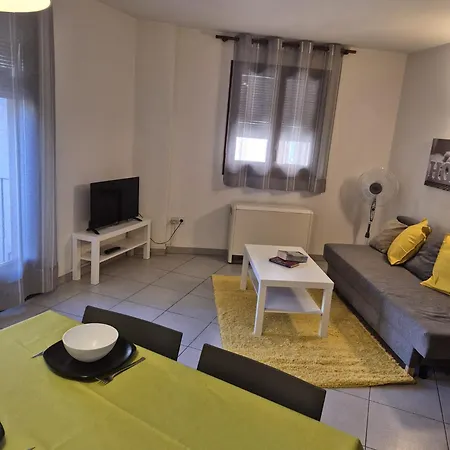 Apartament Apt6 Amb Ascensor Al Centre De , Ideal Parelles Aptgarbi