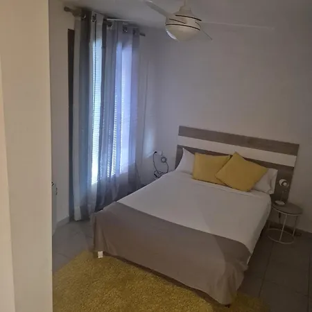 Apt6 Amb Ascensor Al Centre De , Ideal Parelles Aptgarbi Apartament *